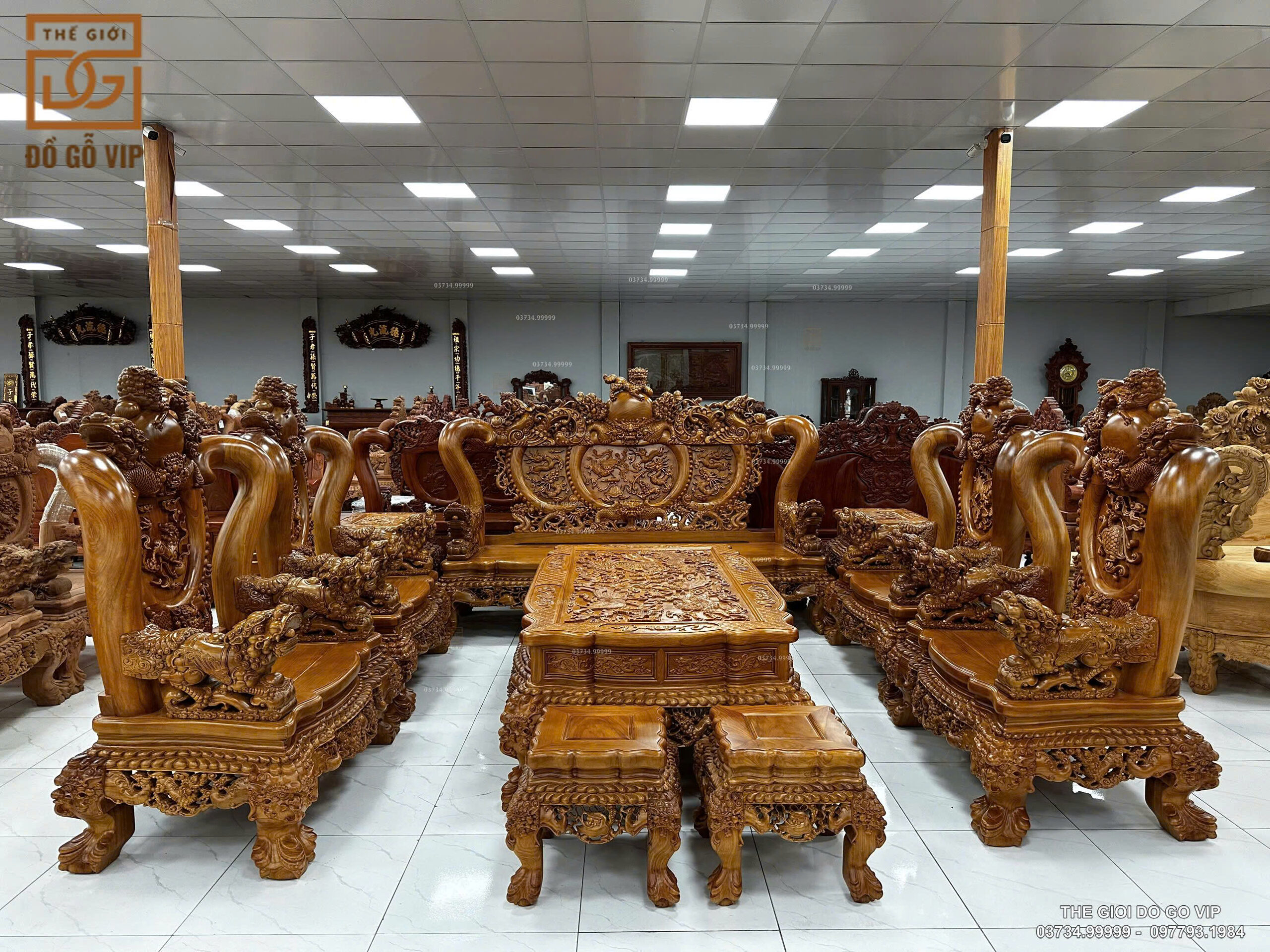 Nghê Hoàng Đế Cột 16 Chân 18 Gỗ Gõ 10 Món