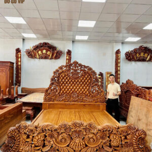GIƯỜNG HOÀNG GIA