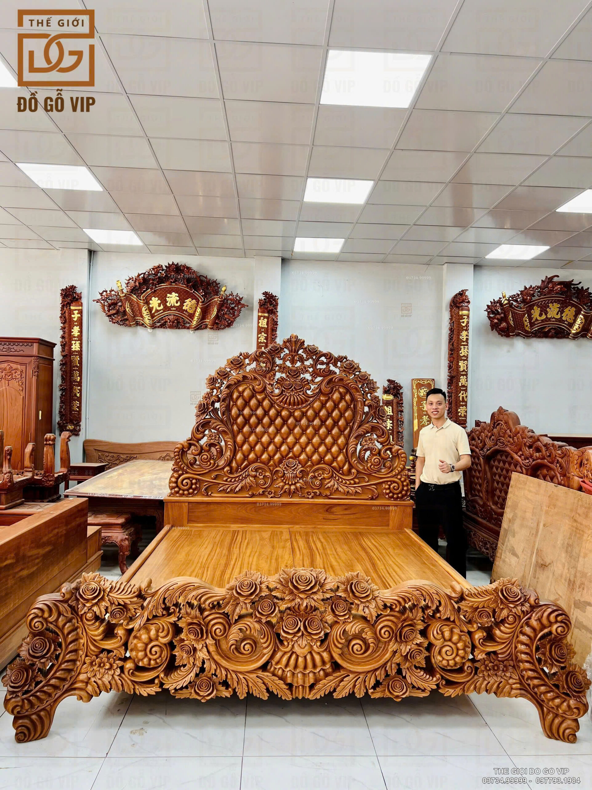 GIƯỜNG HOÀNG GIA