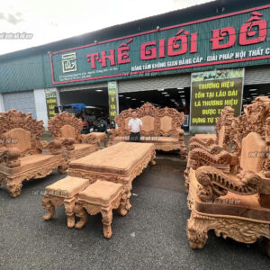 HOÀNG GIA NỮ HOÀNG