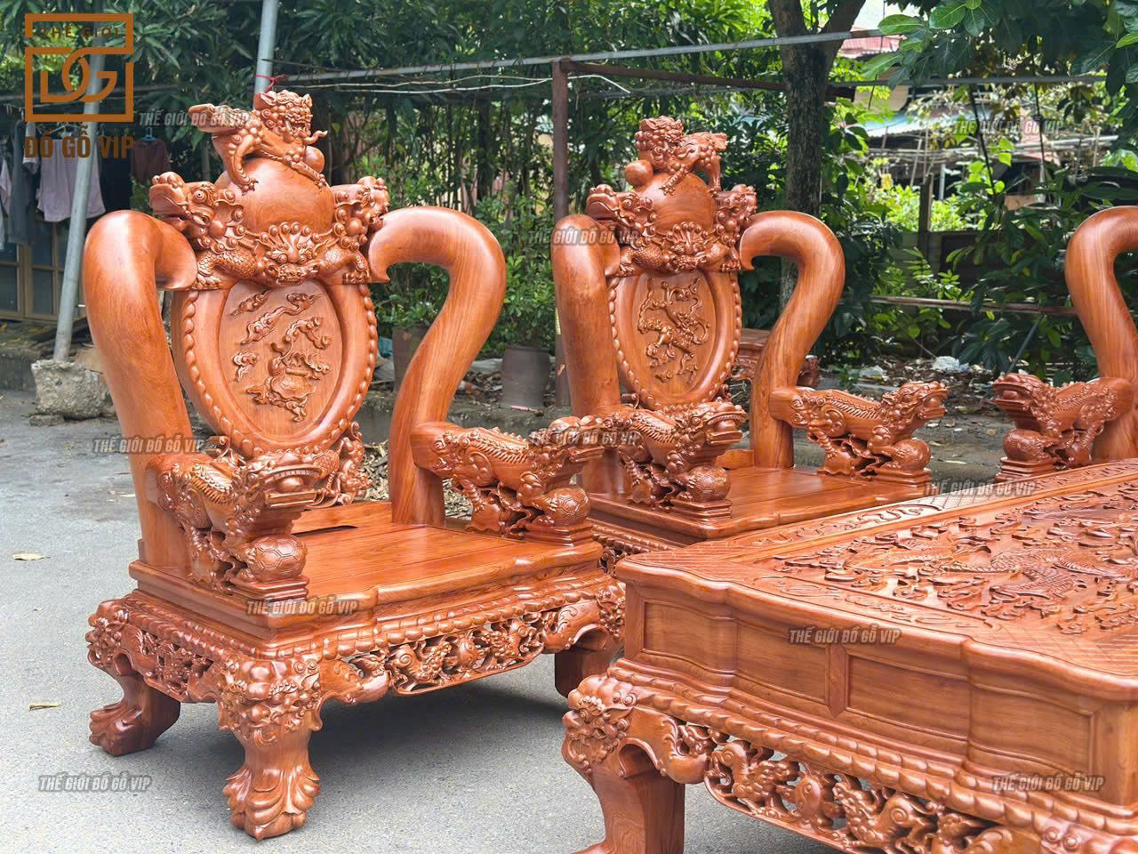 NGHÊ BẢO ĐỈNH 10 MÓN HƯƠNG ĐÁ