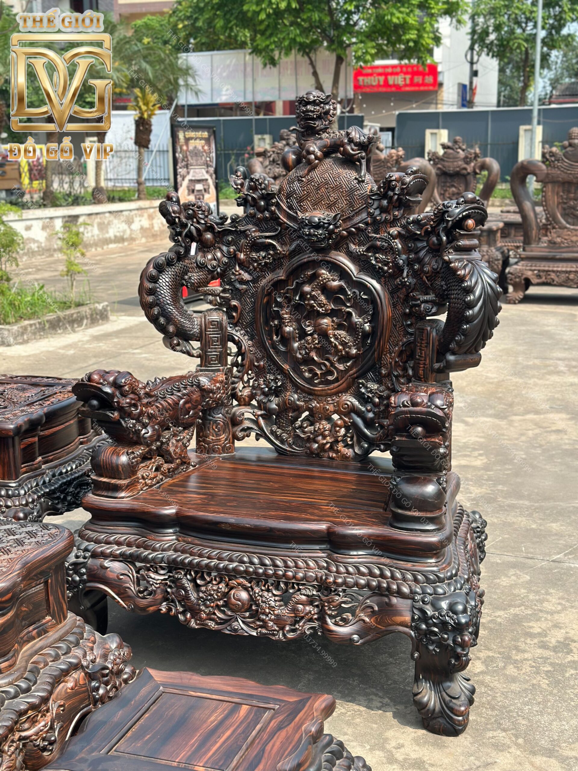 Siêu Phẩm Rồng Đỉnh Gỗ Mun Hoa Lào Siêu Phẩm Rồng Đỉnh Gỗ Mun Hoa Lào
