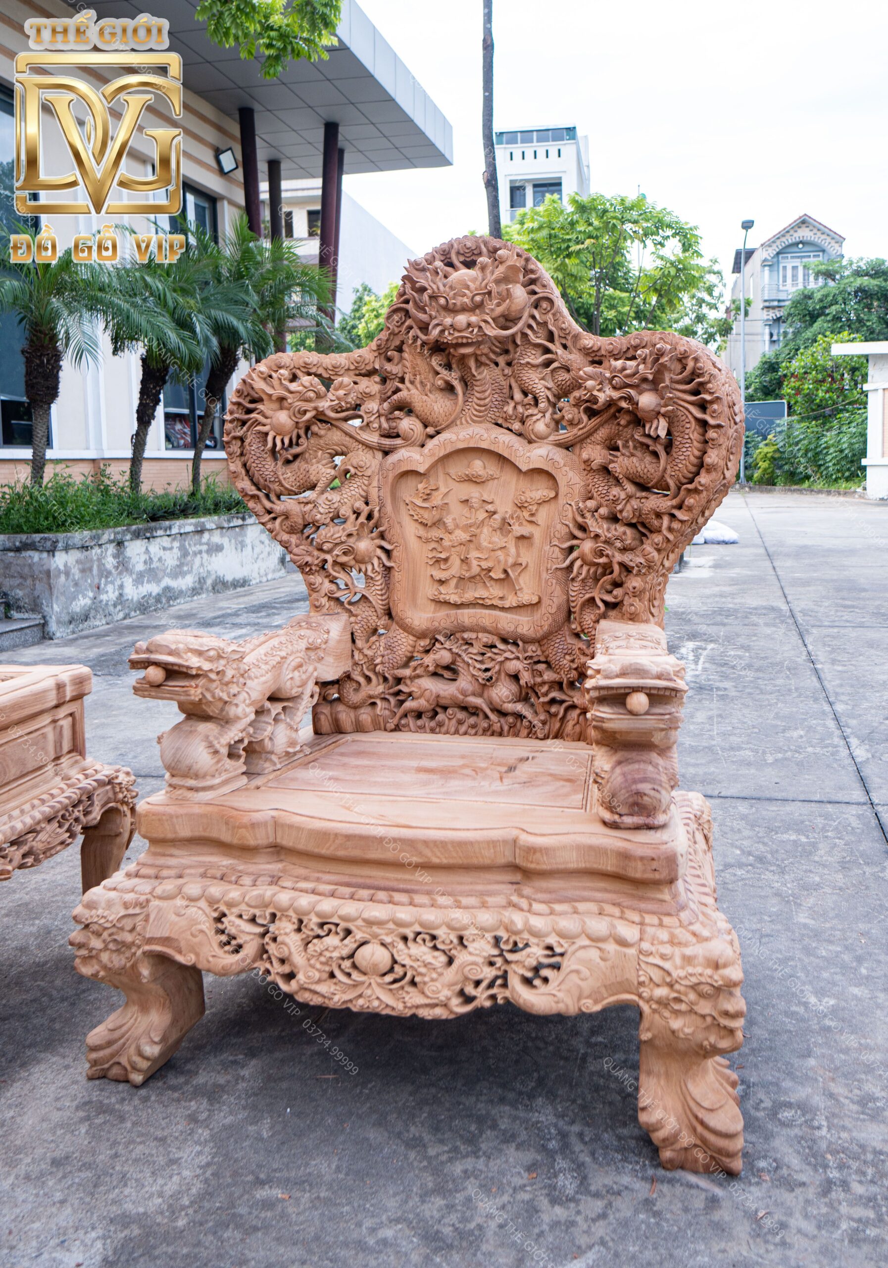 Cửu Long Bát Mã Gỗ Gõ Đỏ Pachy Cửu Long Bát Mã Gỗ Gõ Đỏ Pachy