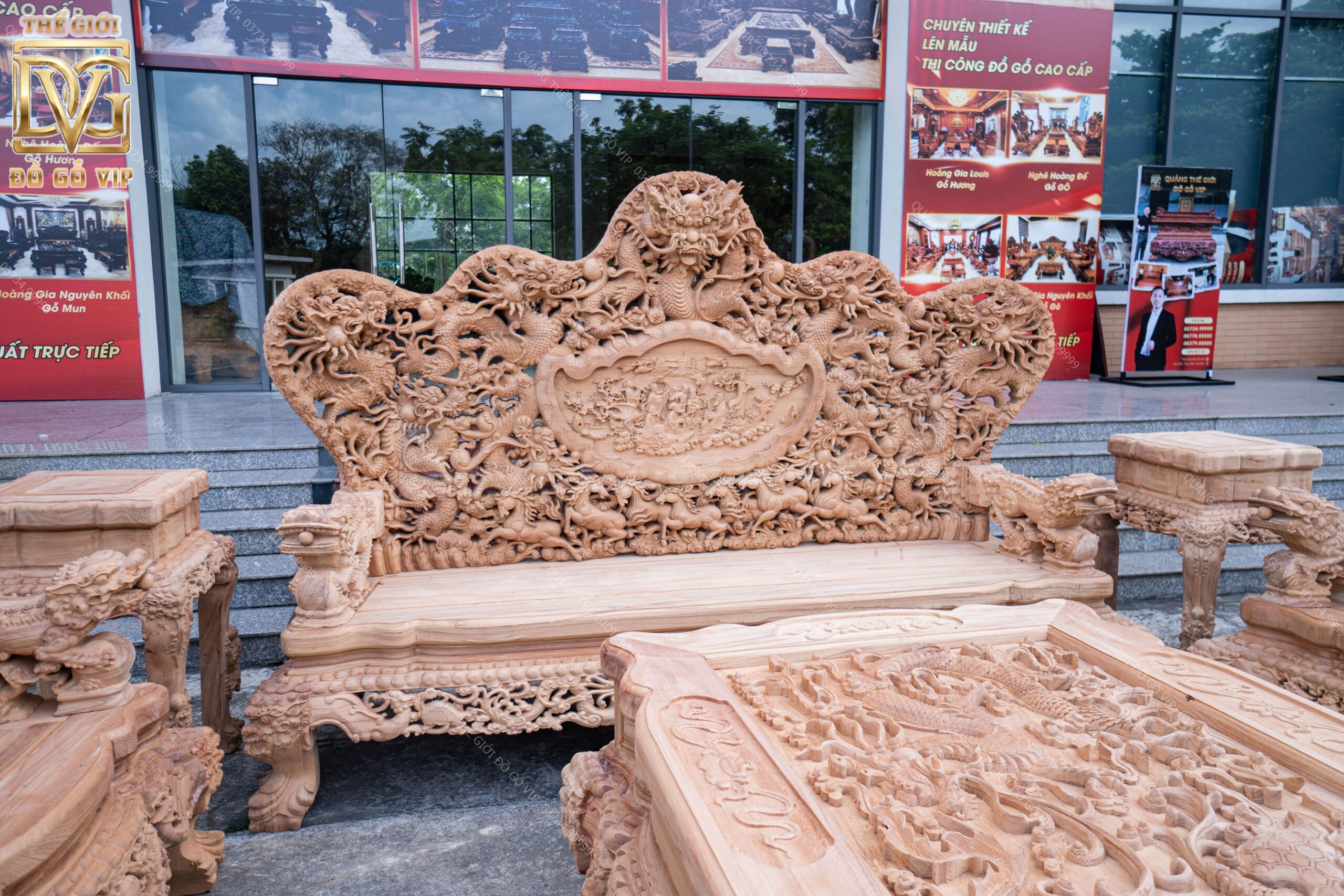 Cửu Long Bát Mã Gỗ Gõ Đỏ Pachy Cửu Long Bát Mã Gỗ Gõ Đỏ Pachy