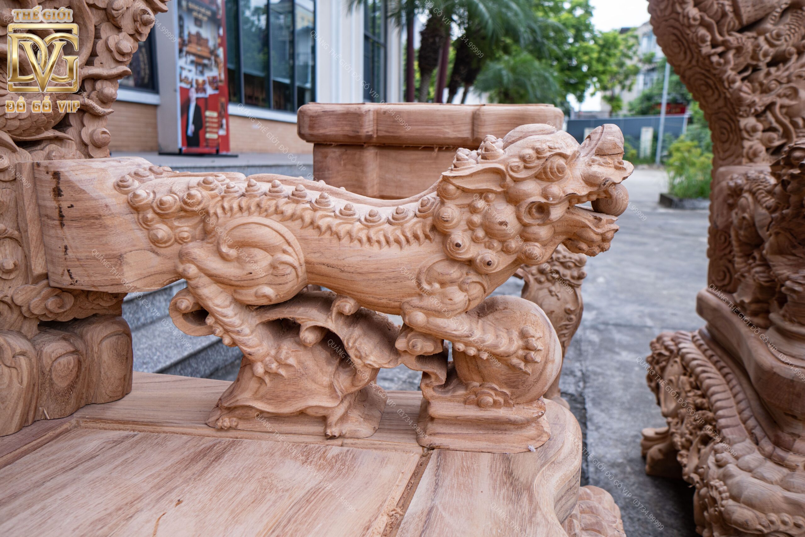 Cửu Long Bát Mã Gỗ Gõ Đỏ Pachy Cửu Long Bát Mã Gỗ Gõ Đỏ Pachy